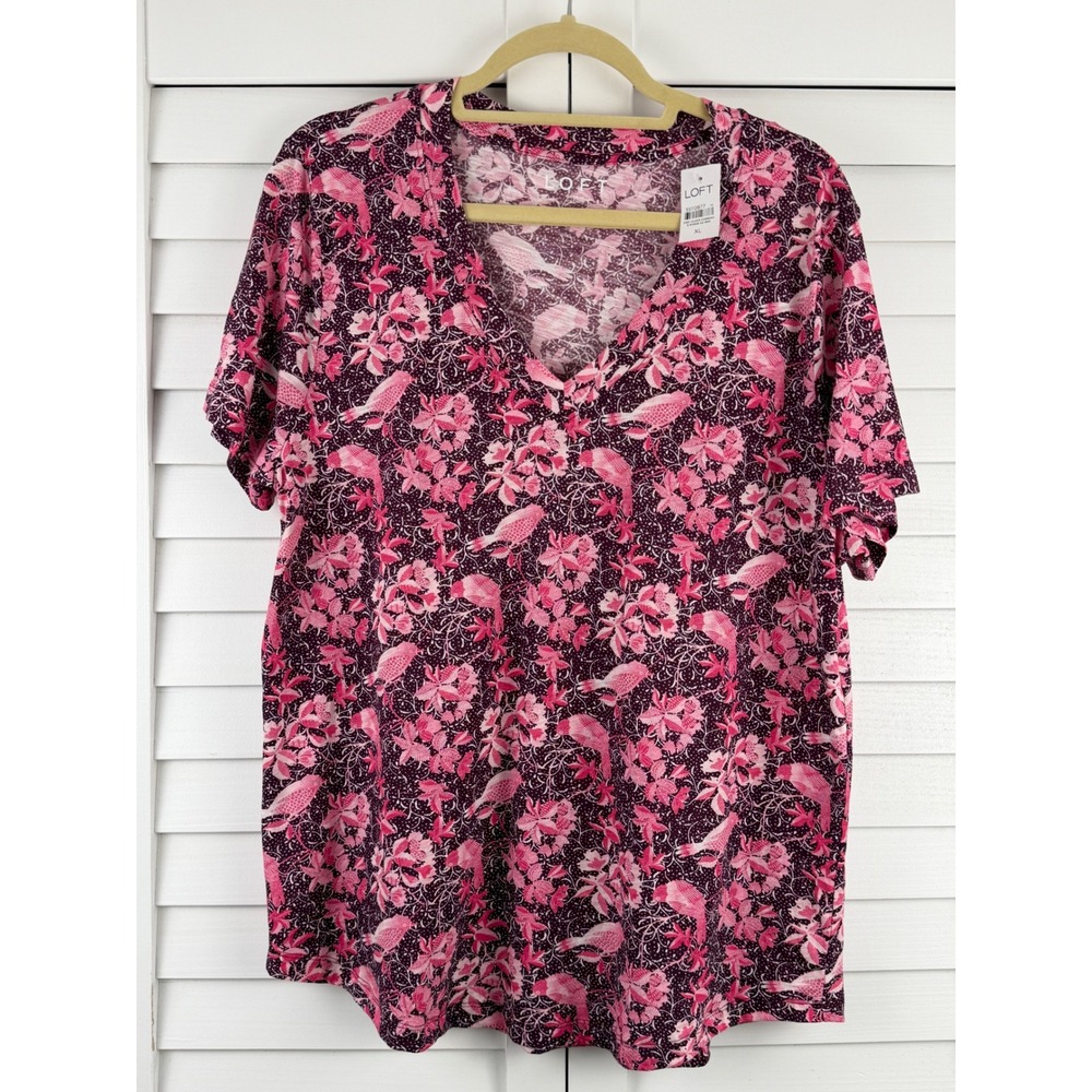 LOFT T-Shirt XL Pink Bird Floral Print V-Neck Short Sleeve Cotton NEW